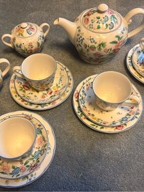 Vintage Laura Ashley Hazelbury Pattern Tea Service for four